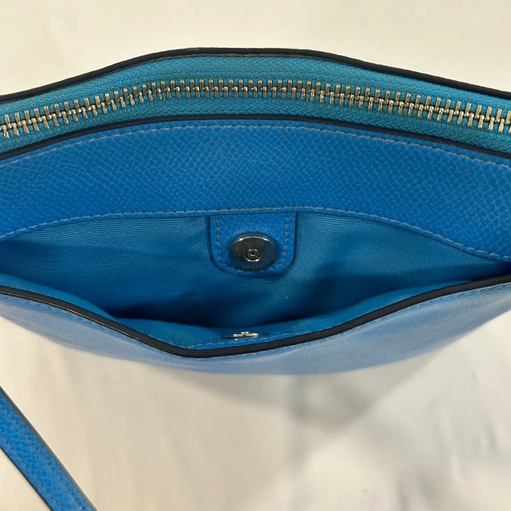 Coach Crossgrain Leather Crossbody Bag Blue Silver Hardware Slim Messenger Small